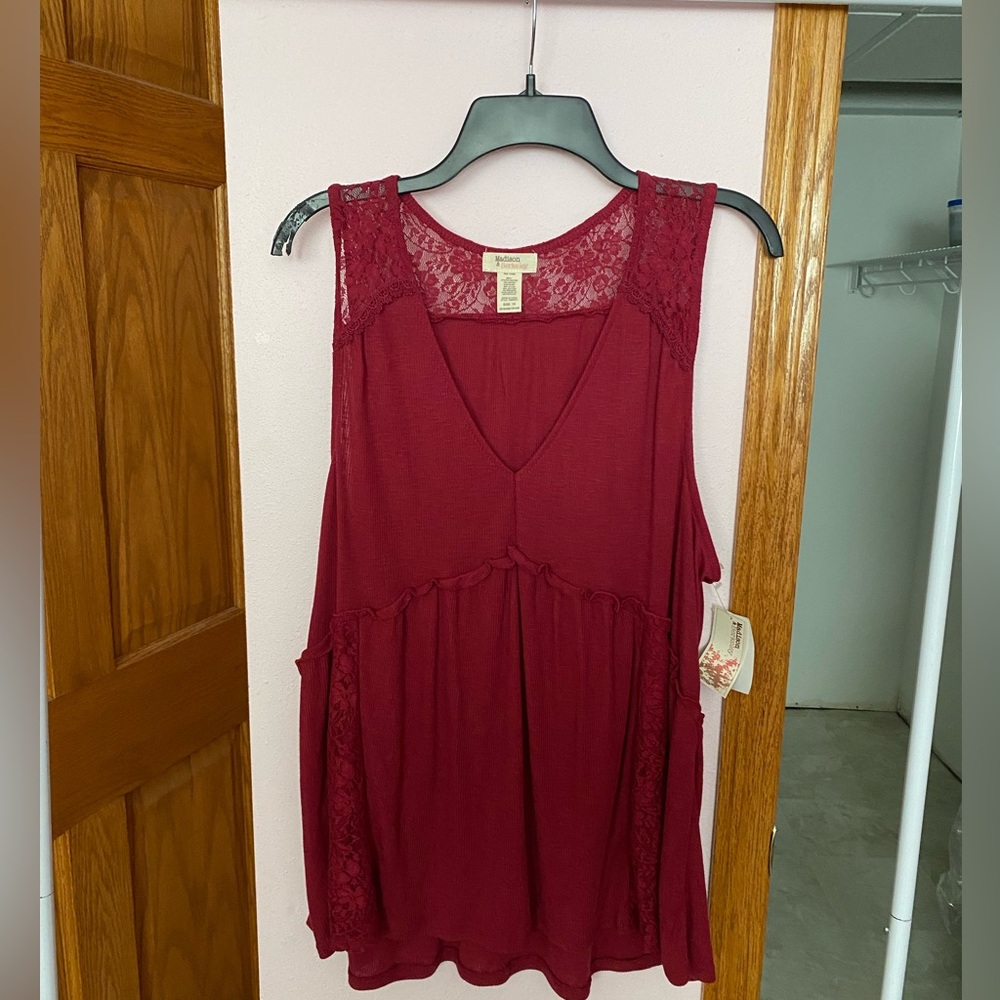New With Tags Madison & Berkly Plus Size Ribbed Tank Top Size 1X Swing w/Lace